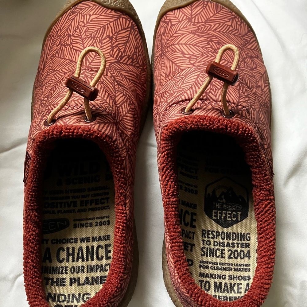 Keen Women's Slip-on Shoes Faux Fur Lined Size 7 NWT